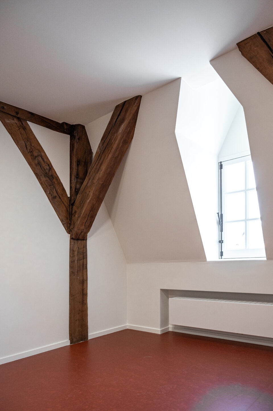 J Au Dertien12 Hof Bladelin kamers 4