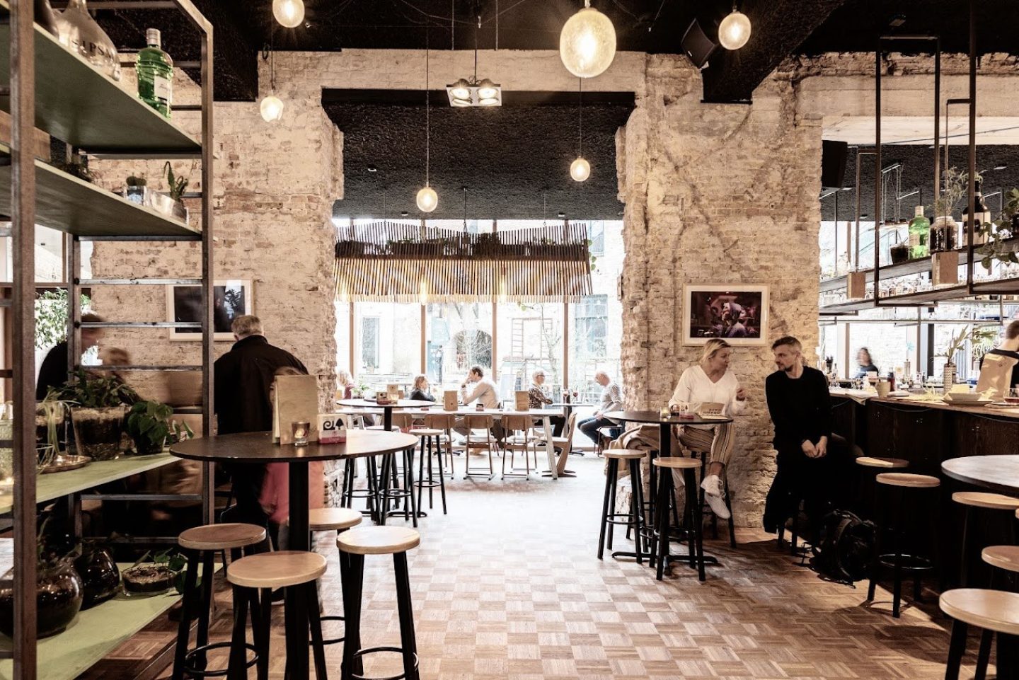 222 de republiek cafe